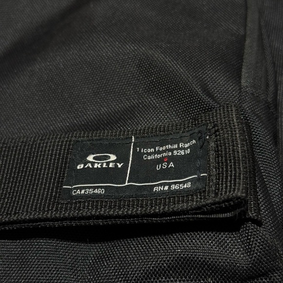 Oakley - Enduro Backpack - Jet black - Picture 3 of 17